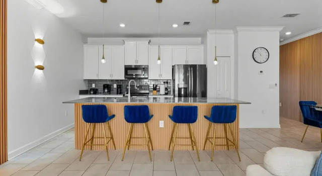 Вилла Chic & Fun Family Stay 10 Mins to Disney