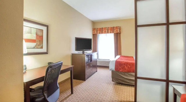 Suite Brunswick Suites Golden Isles Gateway I-95