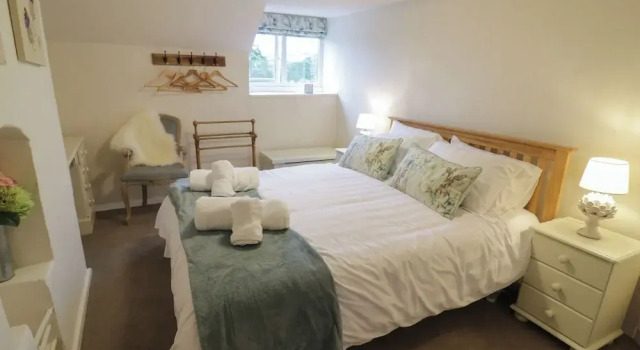 Grove Cottage, Varaa Lomakoti Mökit kohteessa Merseyside, Mökki