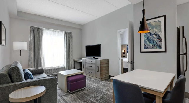 Двухместный люкс c 1 комнатой Homewood Suites by Hilton London Ontario