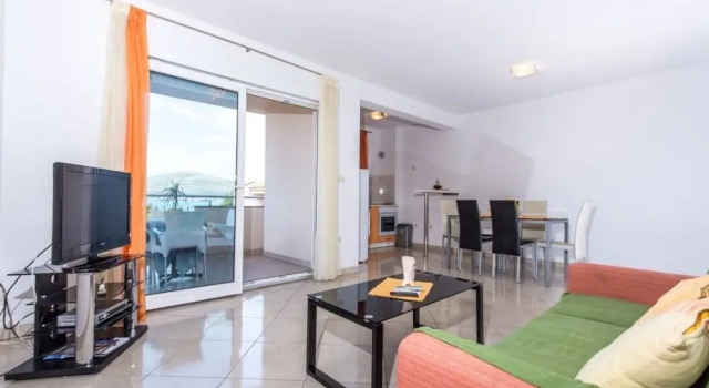 Slavica - 150 m From the Beach - Lero1