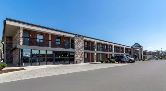 Quality Inn and Suites, Boek Hotel Hotels in Franklin met ontbijt, Ontbijt