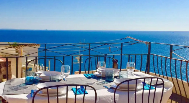 Апартаменты с видом на море Rooftop flat in Amalfi Central "Panoramic view, Near the beach,Terrace "