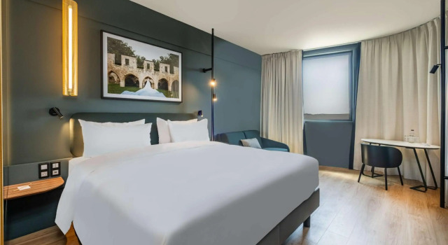 Radisson Hotel Reims, Забронировать Отель Отели Реймса 4 звезды, рядом с Дворец То, 4*