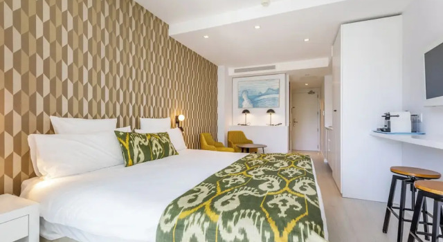 Студия Hotel Illa dOr & Club Apts Sup