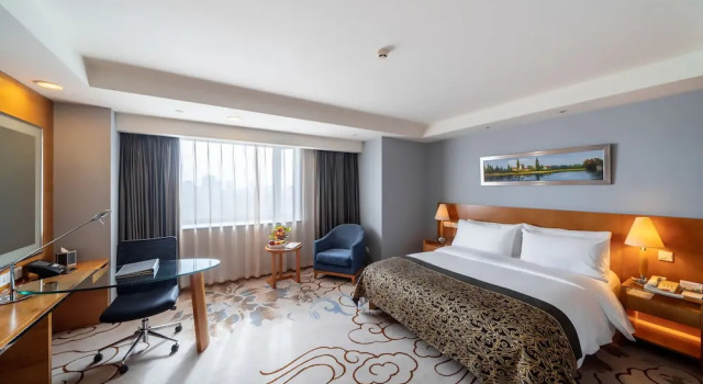 Двухместный номер Comfort с балконом Maritim Hotel Taicang Garden