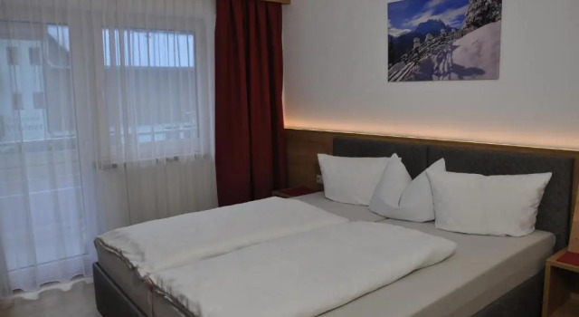 Апартаменты Gästehaus Holaus