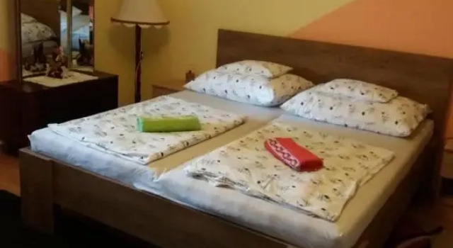 Sánta Róka Apartman, Buchen Sie Ferienwohnung Sarmellek Zala