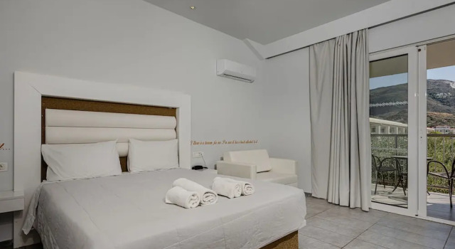 Студия Comfort Caretta Island
