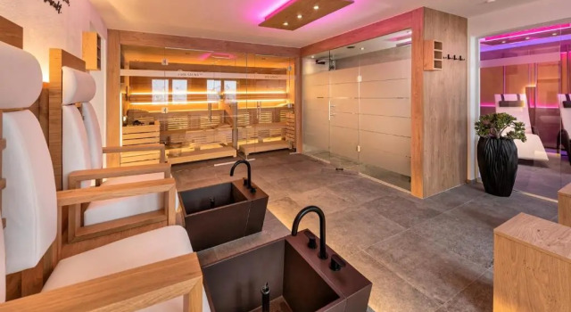 Hotel Pension St. Leonhard, Rezerwuj Hotel St. Leonhard im Pitztal Pitztal