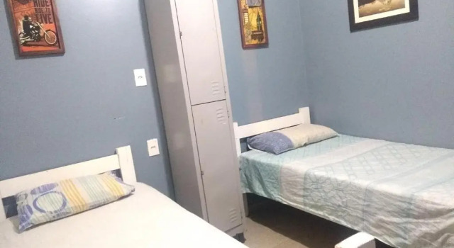 Кровать в общем номере (мужской номер) Hostel FreeWay