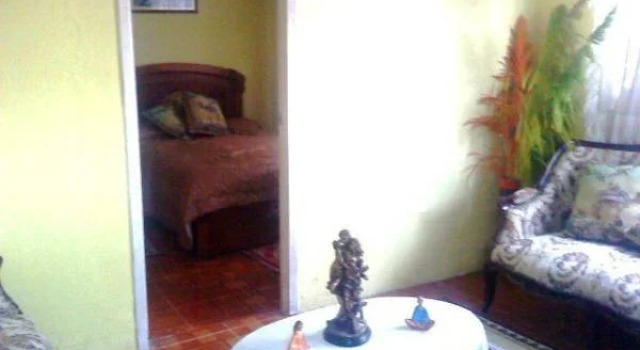 Hostal La Casa Toleña, Забронировать Хостел Кито Сьерра, рядом с Del Arbolito Park