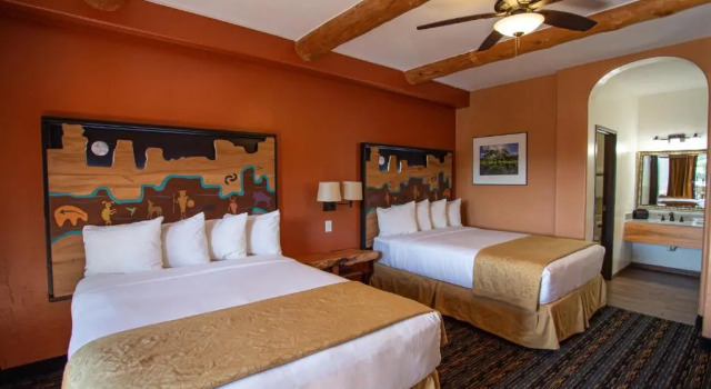 Четырёхместный номер Deluxe Southwest Inn at Sedona