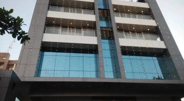 The Crown Business Hotel Bhayandar, Забронировать Отель Отели Бхаяндар с завтраком, Завтраки