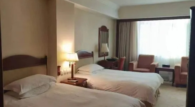 Номер Standard Fu Hong International Hotel