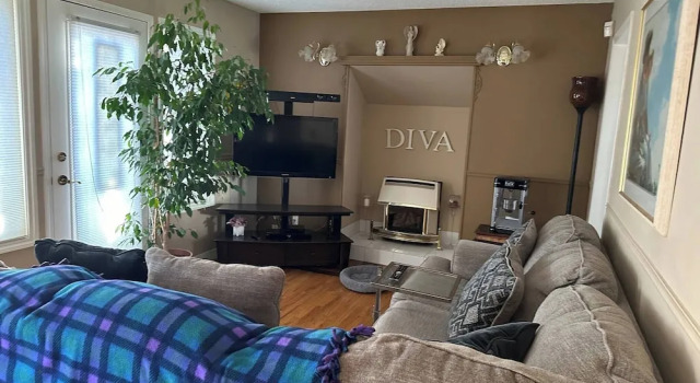Charming Victorian Home in Okotoks Elegant Comfort & Modern Convenience, Boek Vakantiehuis Vakantiehuizen in Calgary Region, Cottage