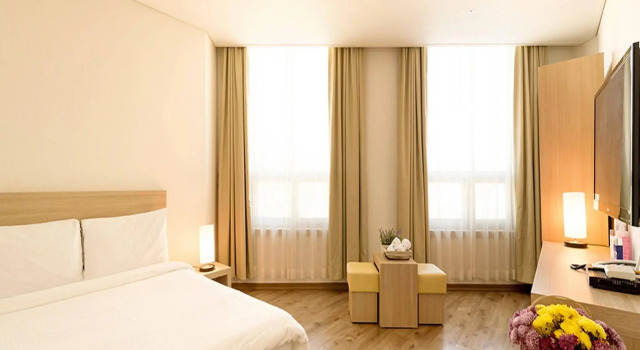 Elena Hotel
