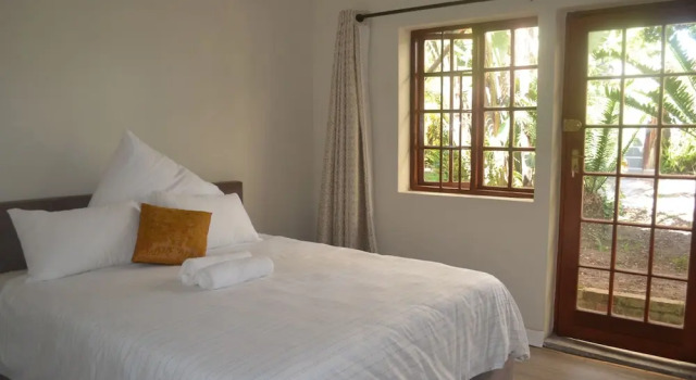 Cycad Lodge