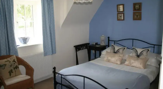 Great Green Cottage B & B, Varaa Lomakoti Mökit kohteessa Merseyside, Mökki