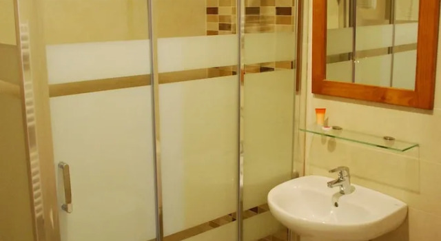 Трёхместный номер Classic Hotel Sulayr