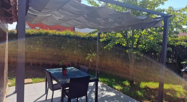 Апартаменты Apartments Poretti for 2,in Center Parking Free in the yard,6 min beach walk