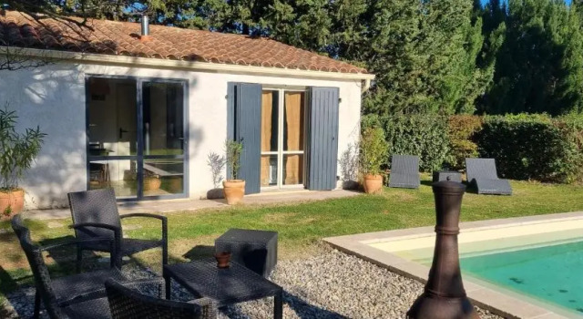 Коттедж Les Cabanons de L'oliveraie (Adults Only)