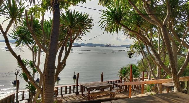 Номер Deluxe Rubtawan Sichang Resort
