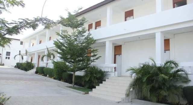 Renaissance Hotel, Reservar Hotel Delmas 
