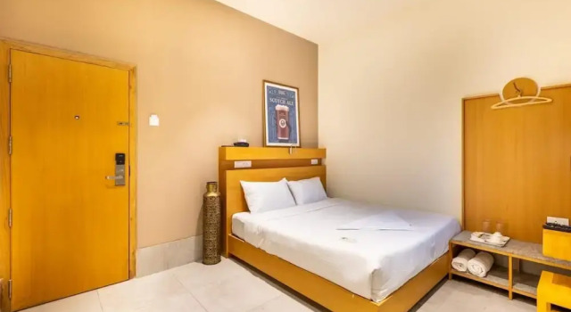 Номер Standard THE QUARTERS BUSINESS Hotel