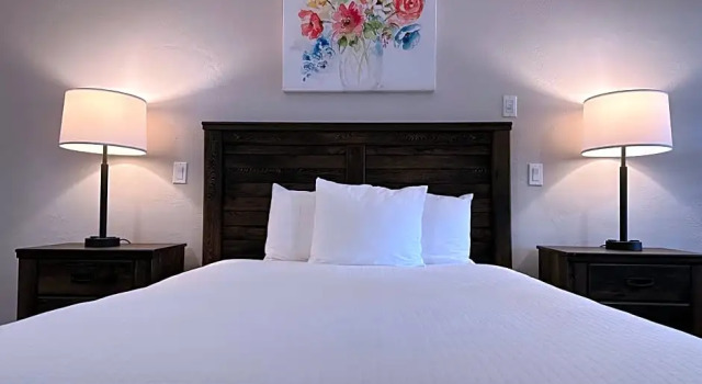 Номер Standard Bluebird Inn