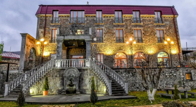 Отель Khoreayi Dzor