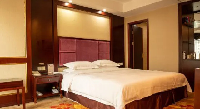 Люкс Deluxe Jinyu Longcheng Hotel
