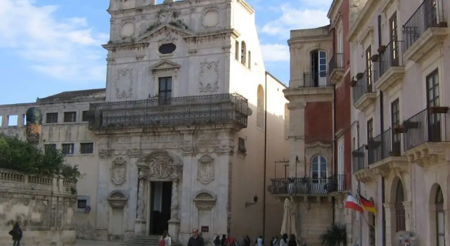 Agati Apartment With air Conditioning - Wi-fi - in the City Center