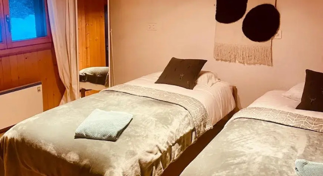 Апартаменты Modern 3 Br Duplex With Huge Panoramic Alps Views