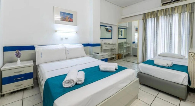 Трёхместный номер ROY Hotel