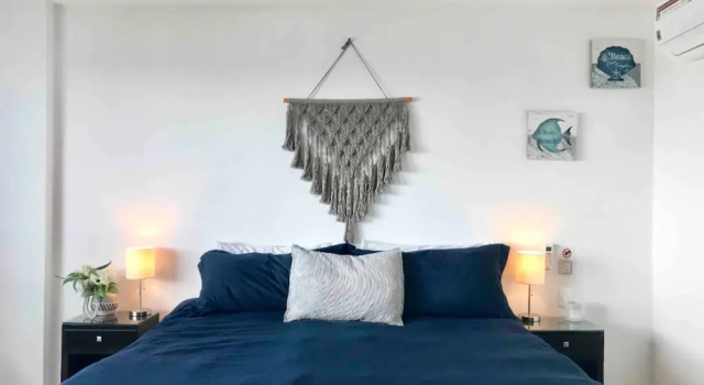 Апартаменты MARINA Beachfront 2 BDR- Amazing Oceanview
