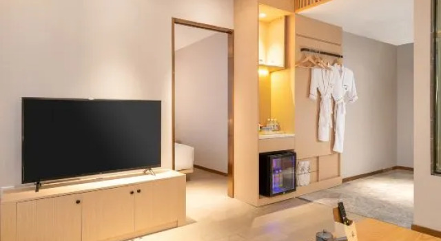 Люкс Comfort Shenzhen Futian Convention and Exhibition Center LansHotel
