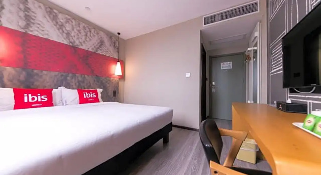Номер Standard ibis Shanghai Gubei