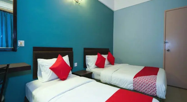 Трёхместный люкс Hotel O Hotel Orchard Inn