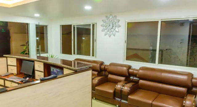 Hotel Ghar