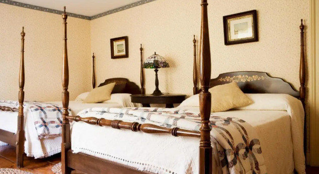 Четырёхместный номер Standard Winter Clove Inn & Resort