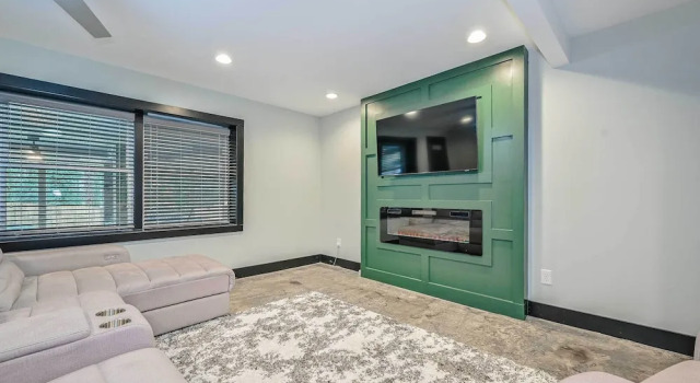 5 Mi to Mercedes-benz Stadium: Stylish ATL Retreat, Boek Appartement Hotels in Georgia met parkeren, Parkeren