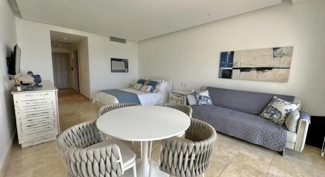 Amazing Ocean-front Studio With Sofa bed in Resort, Забронировать Курортный отель Кап Кана Пунта-Кана, рядом с Cap Cana Marina