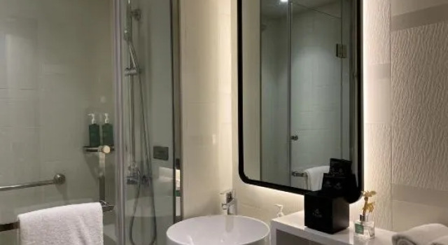 Двухместный люкс с видом на сад Magnotel Hotel (Nanchang Bayi Square People's Park Metro Station)