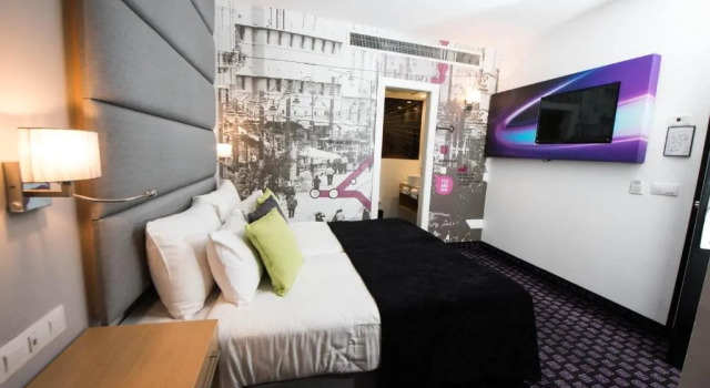 Standard- dobbelt værelse med altan Eyal Hotel