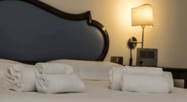 BYPILLOW Goldoni