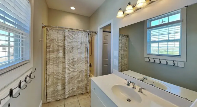 Shore Therapy by Topsail Realty