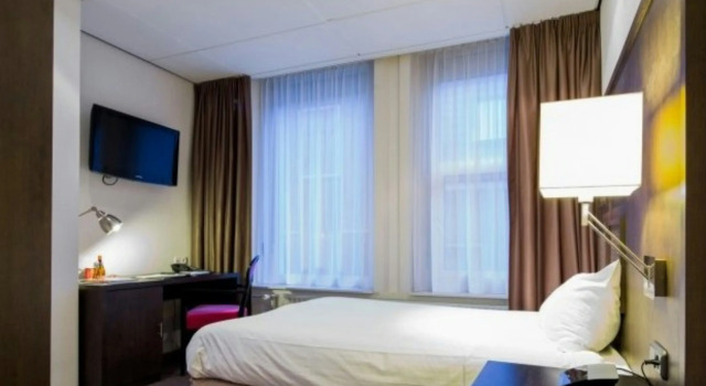 Post-Plaza Hotel & Grand Café, Book Hotel Leeuwarden Friesland