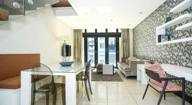 Апартаменты Melrose Arch Luxury Apartment