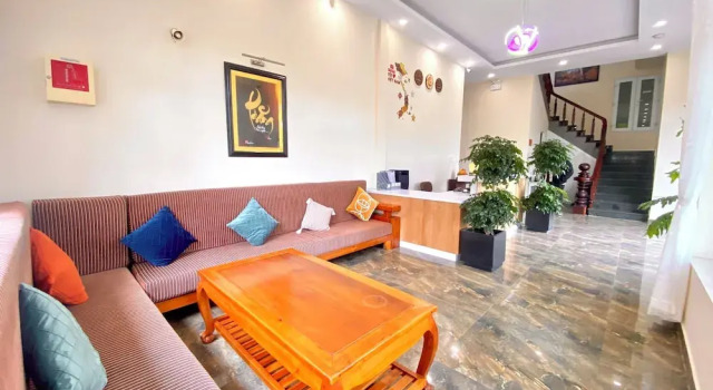 Moon Garden Hotel, Book Hotel Da Lat Lam Dong